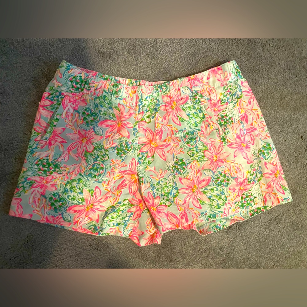 Lilly Pulitzer Lilo line shorts